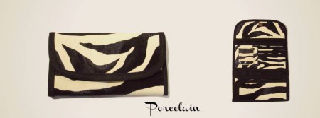 Art 1044 billetera de acocuero estampado de cebra $130